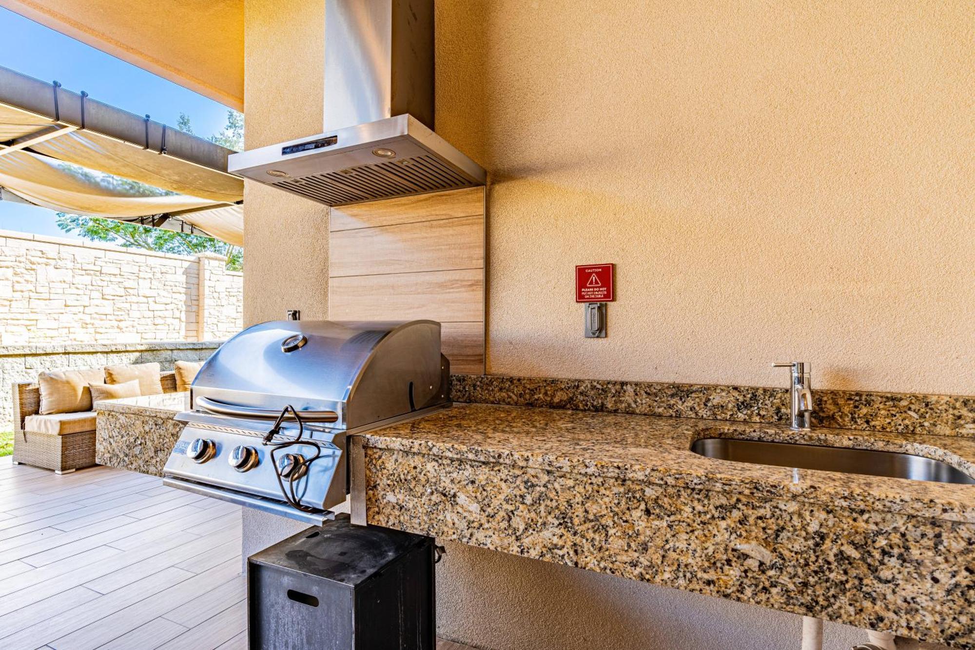 Private Hot Tub Bbq Grill At Magic Village Views Orlando Buitenkant foto